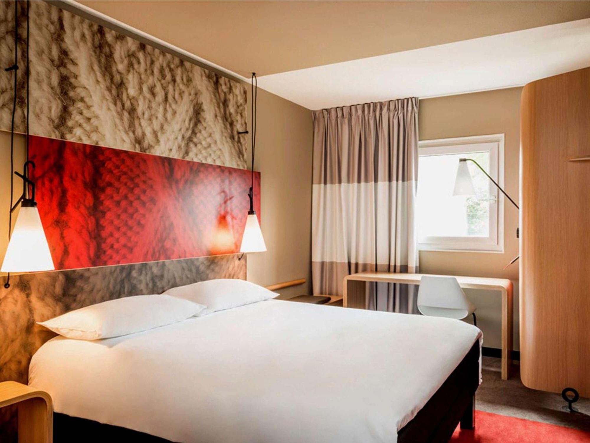 Ibis Quimper Hotel Exterior photo