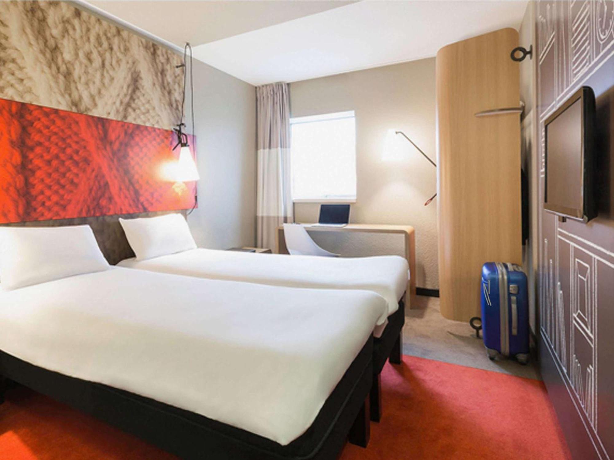 Ibis Quimper Hotel Exterior photo